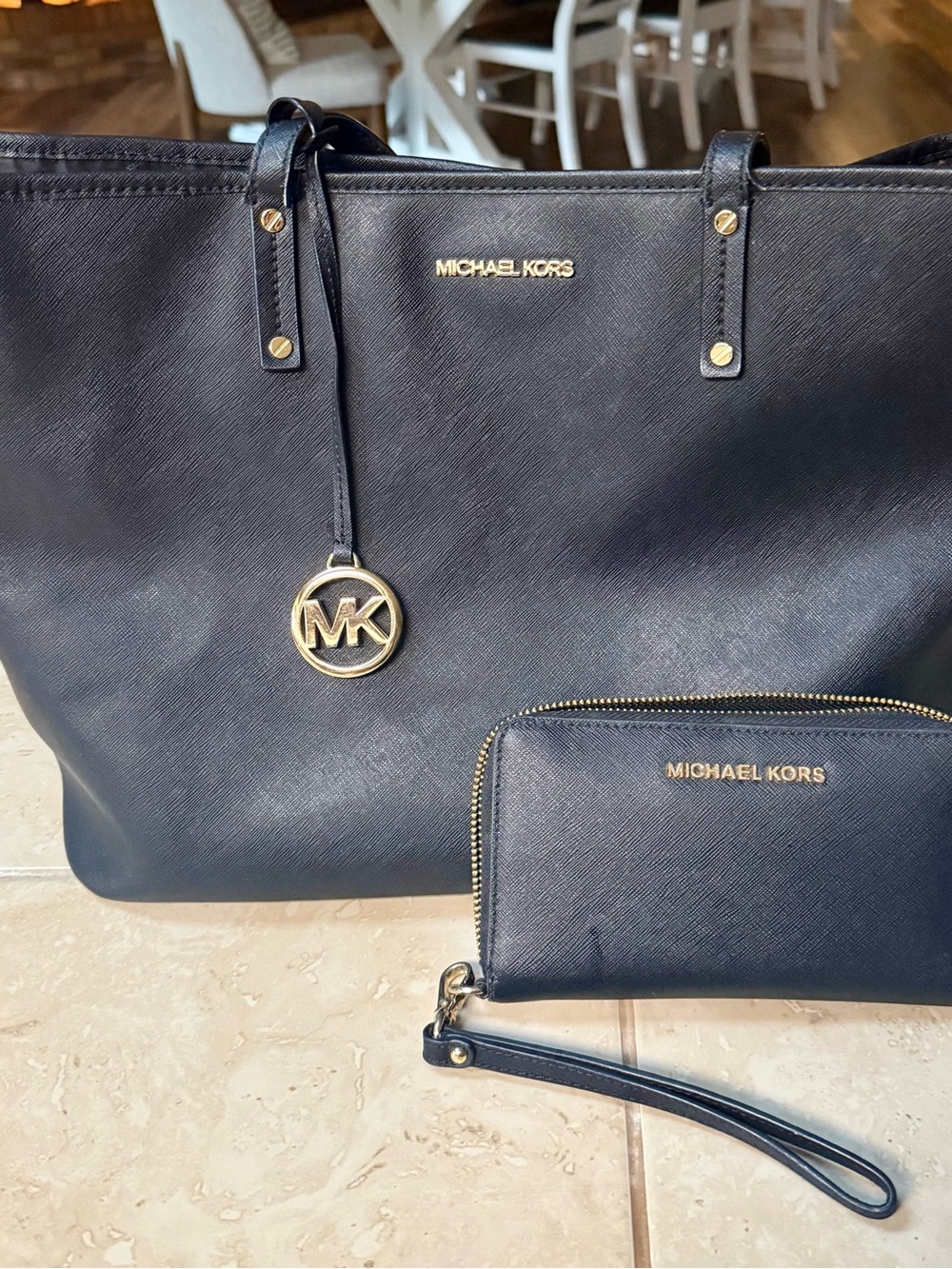 Michael Kors Black Saffiano Tote with Wristlet and Gold Hardware - Picture 1 of 1